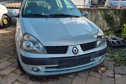 Renault Clio 144.507 km 700 € Uhingen 73066