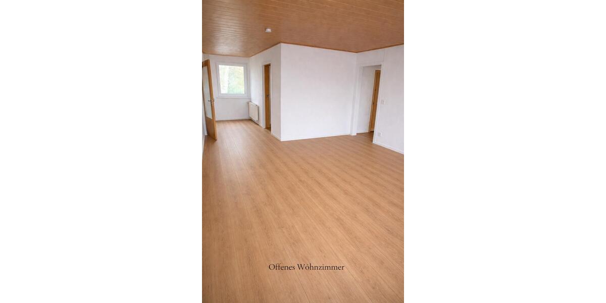 Etagenwohnung Niederwerrn - 3 Zimmer, 80 m&sup2;, 800&euro; | Angebot:25303508