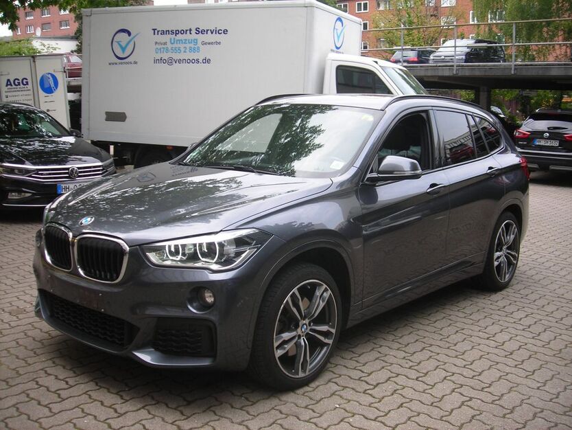 BMW X1 155.889 km 15.900 € Hamburg 20537