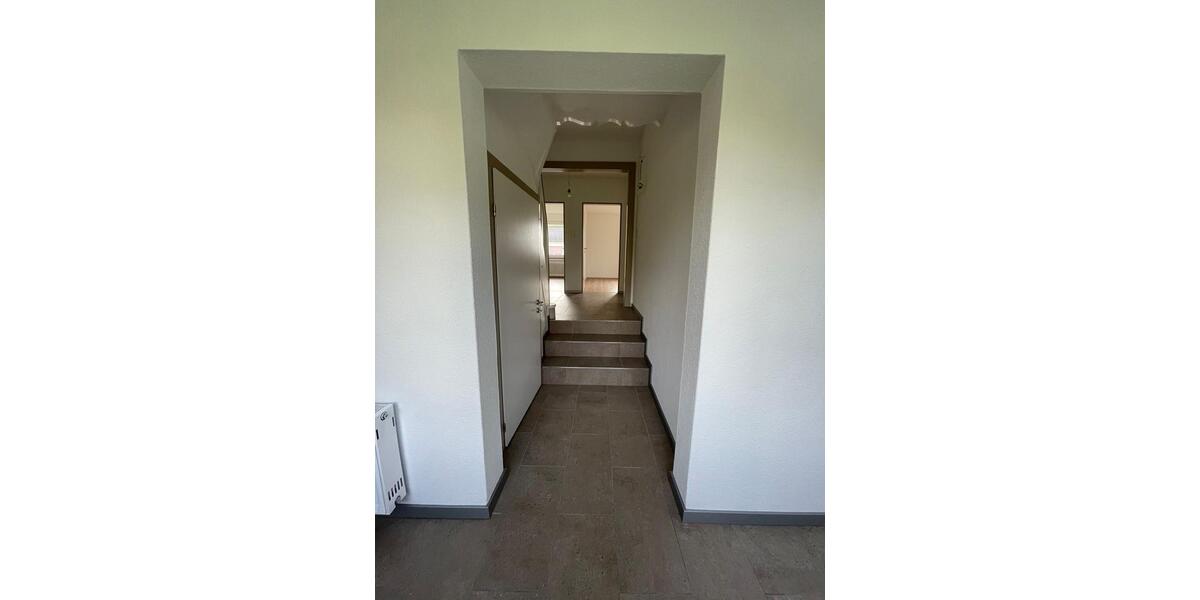 Einfamilienhaus Bebra - 5 Zimmer, 140 m&sup2;, 1.200&euro; | Angebot:26183188