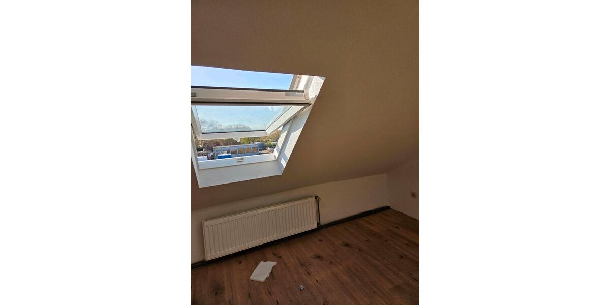 Dachgeschoßwohnung Bochum Bochum-Mitte - 2.5 Zimmer, 40 m&sup2;, 475&euro; | Angebot:25994233