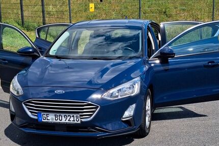 Ford Focus 111.650 km 7.950 &euro; Bottrop 46242