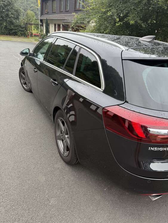 Opel Insignia 145.000 km 6.900 € Kestert 56348