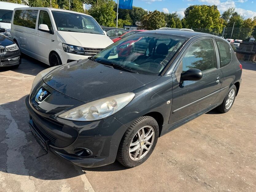 Peugeot 206 162.000 km 1.150 € Detmold 32758