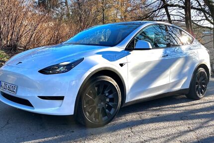 Tesla Model Y 67.895 km 30.990 &euro; Wuppertal 42111