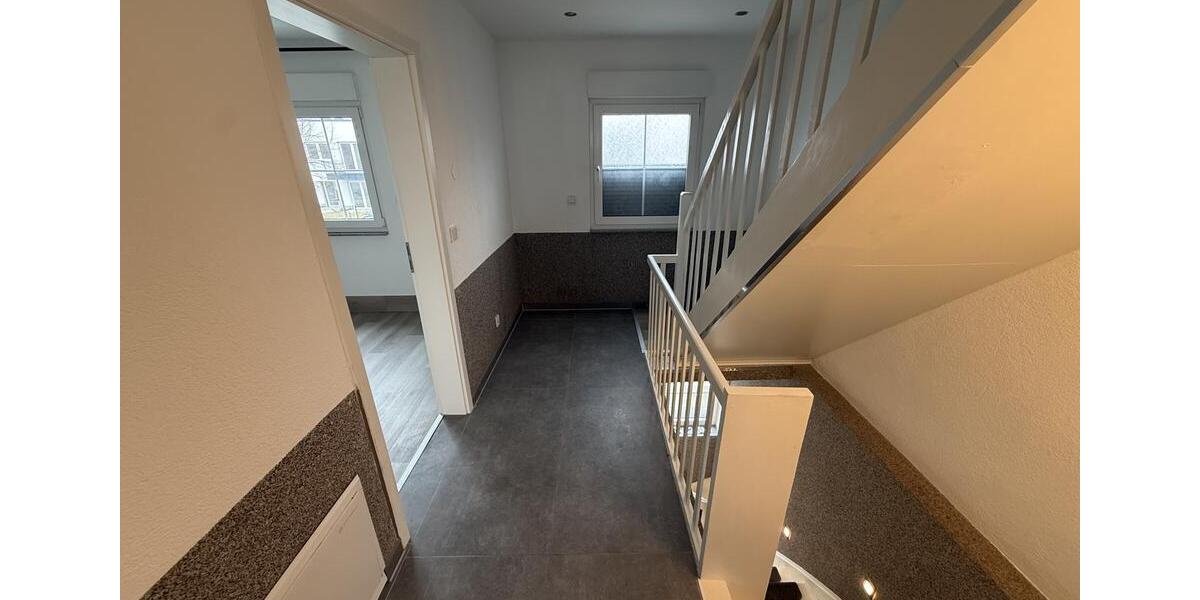 Einfamilienhaus Kerpen - 10 Zimmer, 245 m&sup2;, 3.000&euro; | Angebot:24689121