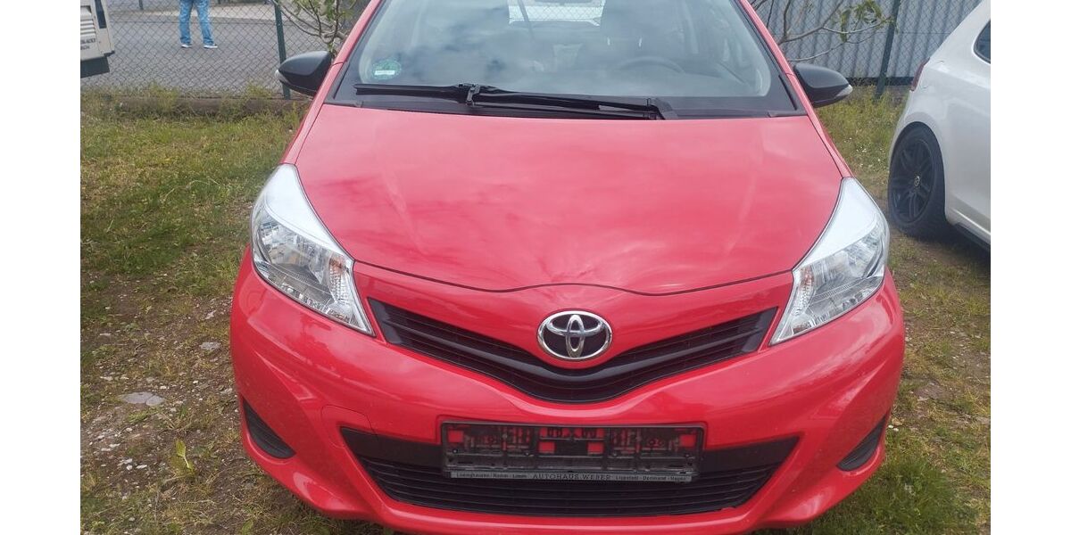 Toyota Yaris 145.000 km 4.800 &euro; Konz-koenen 54329