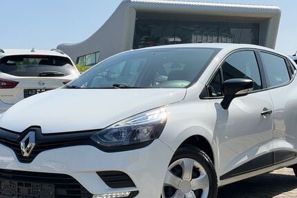 Renault Clio 94.000 km 5.450 &euro; Erftstadt 50374