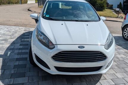 Ford Fiesta 89.300 km 5.299 &euro; Schwäbisch Hall 74523