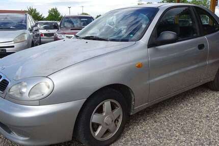 Daewoo Lanos 153.300 km 350 &euro; Dresden 01219