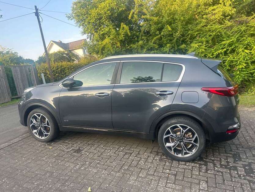 Kia Sportage 124.645 km 15.999 € Much 53804