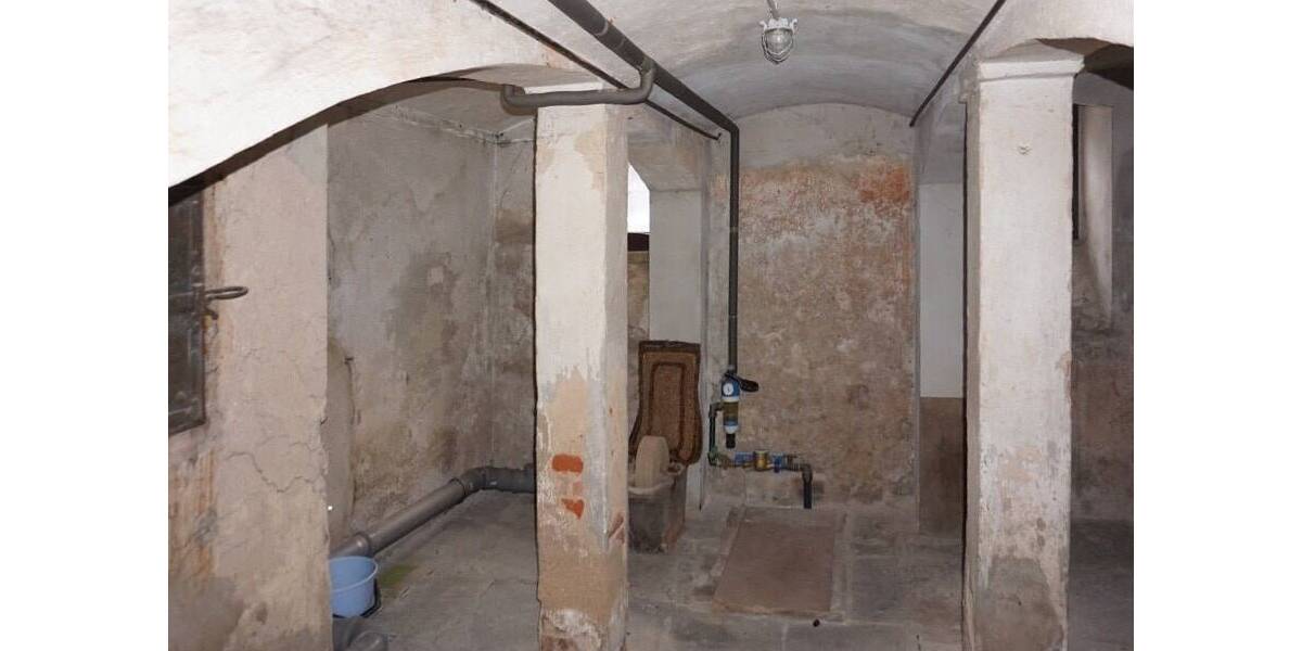 Mehrfamilienhaus, Wohnhaus Markneukirchen - 9 Zimmer, 220 m&sup2;, 90.000&euro; | Angebot:26360178
