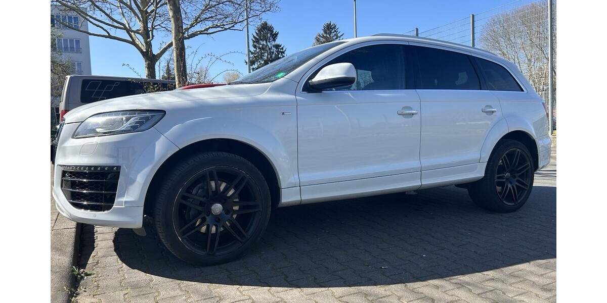 Audi Q 7 186.000 km 22.900 &euro; Wiesbaden 65183