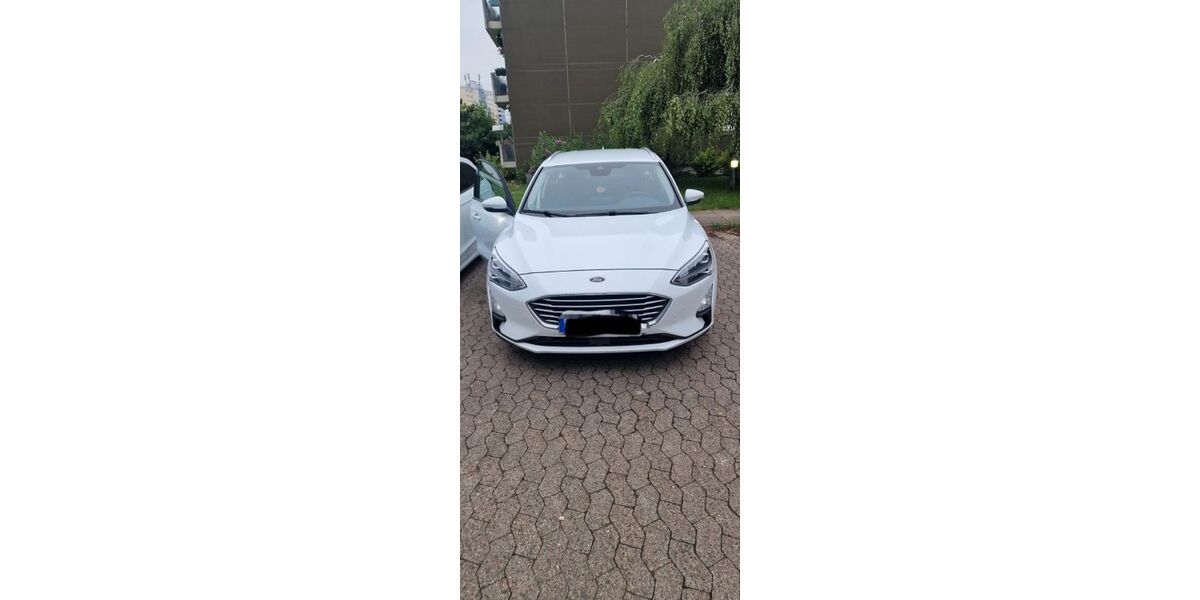 Ford Focus 174.000 km 9.800 &euro; Braunschweig 38118
