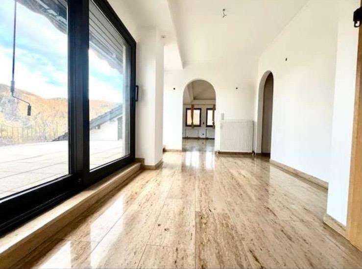 Etagenwohnung Bad Kreuznach Bad Münster am Stein-Ebernburg - 3 Zimmer, 93 m&sup2;, 920&euro; | Angebot:27341946