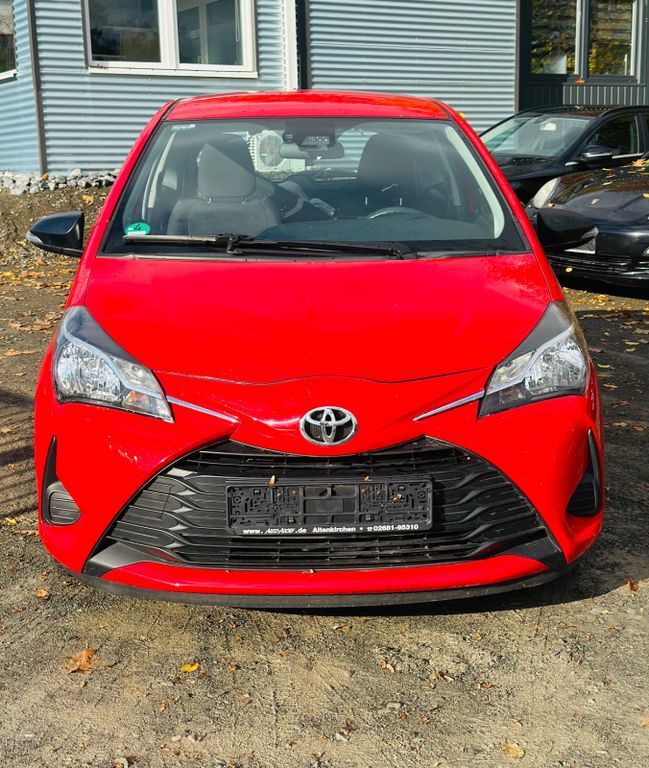 Toyota Yaris 155.000 km 6.200 € Overath 51491