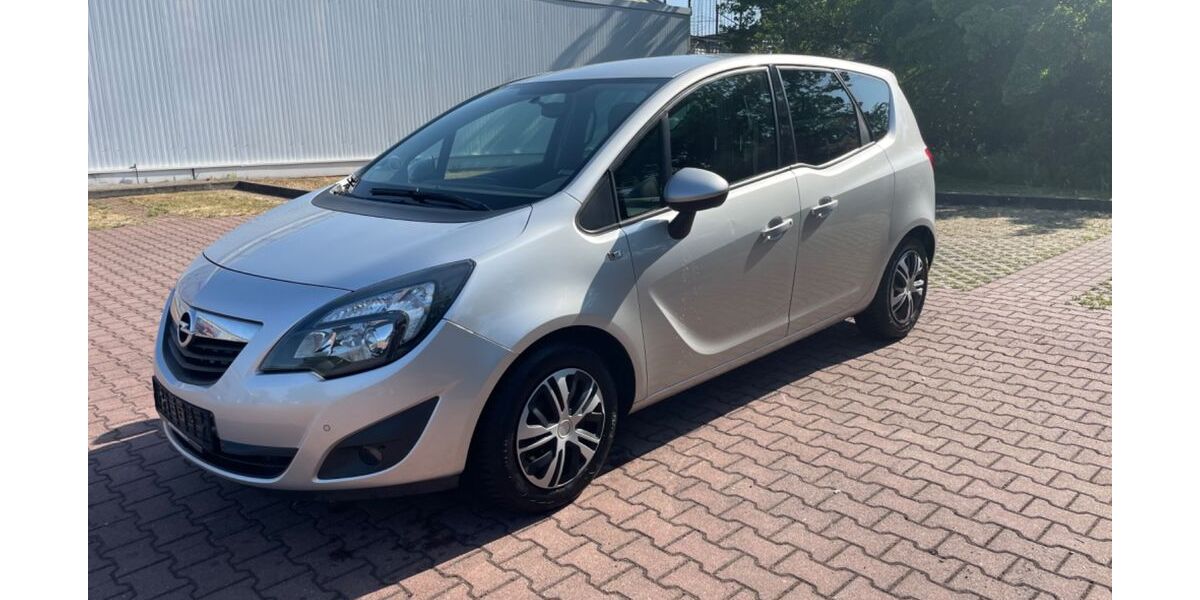 Opel Meriva 158.000 km 4.500 &euro; Halle/S. 06132