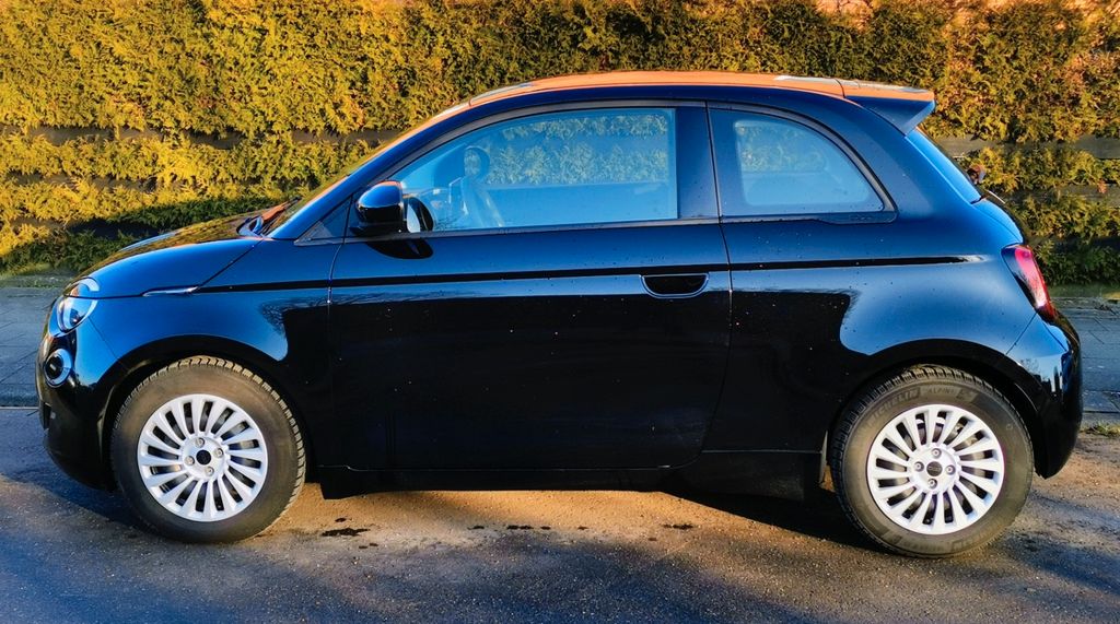 Fiat 500e 26.000 km 12.800 &euro; PEINE 31224