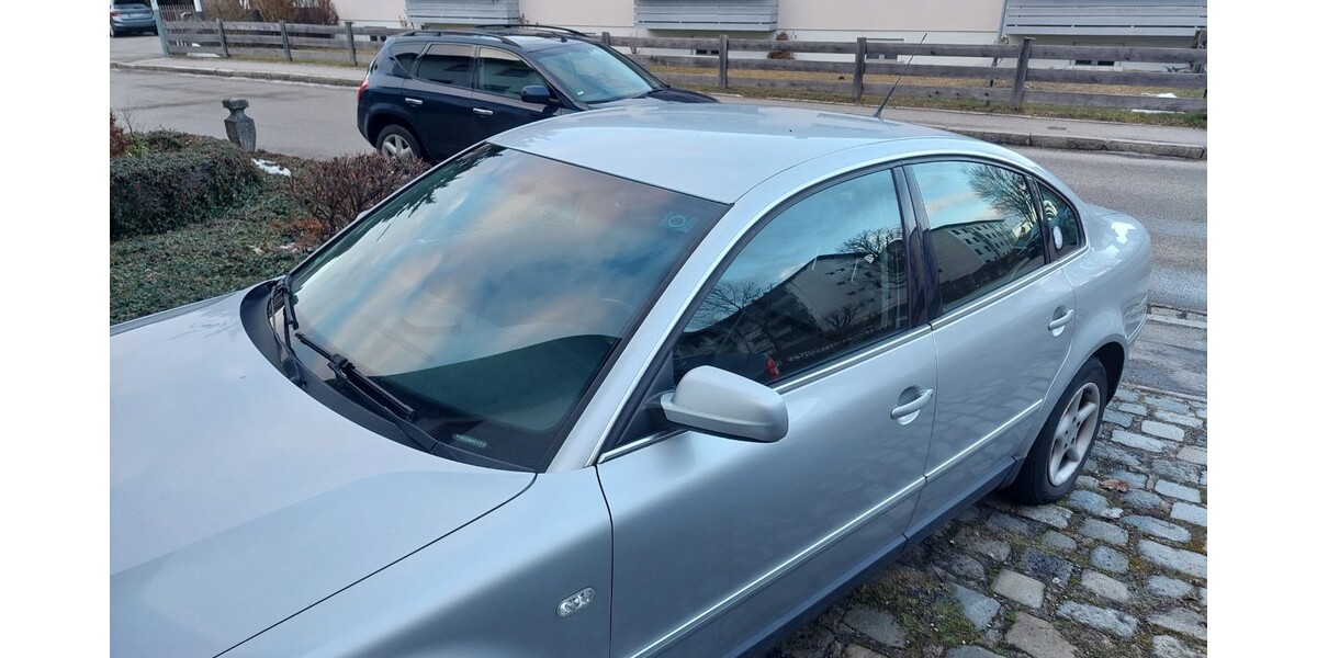 VW Passat 276.000 km 1.300 &euro; Holzkirchen 83607