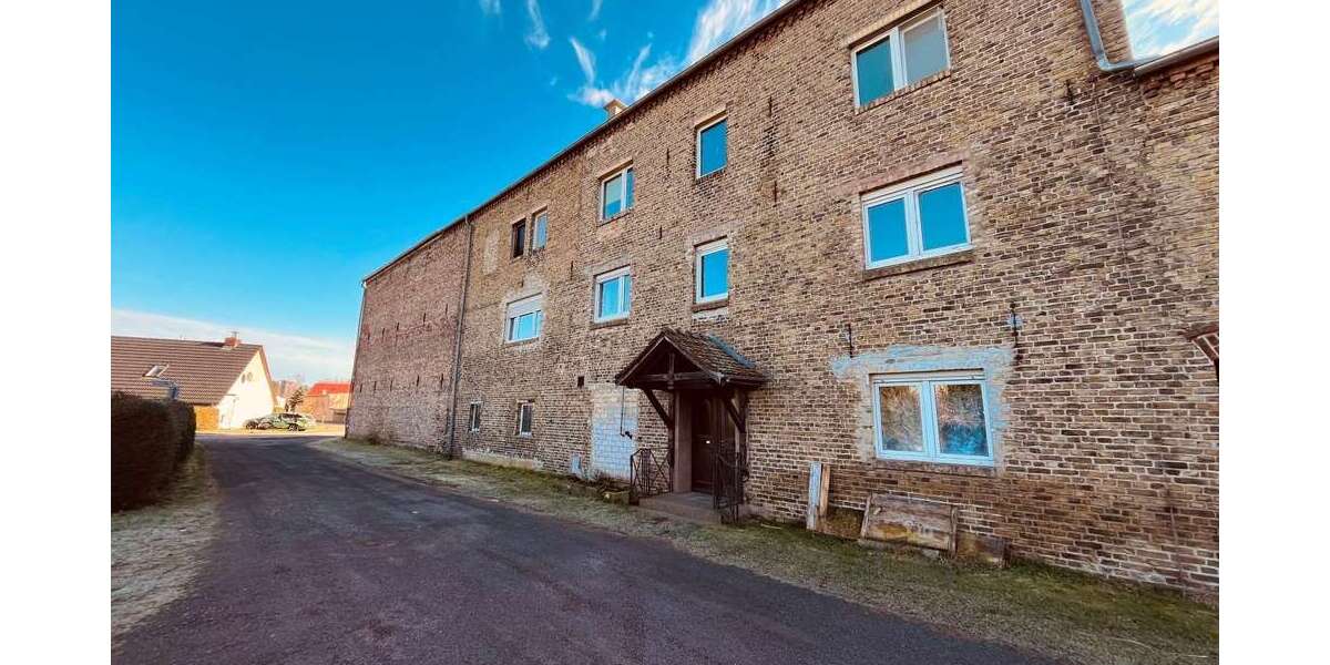 Einfamilienhaus Brandenburg Bahnhofsvorstadt - 7 Zimmer, 285 m&sup2;, 320.000&euro; | Angebot:27176054
