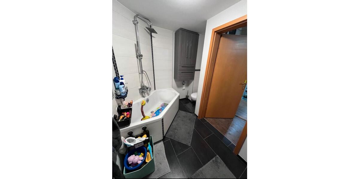 Doppelhaushälfte Rödental - 6 Zimmer, 102 m&sup2;, 180.000&euro; | Angebot:26904065