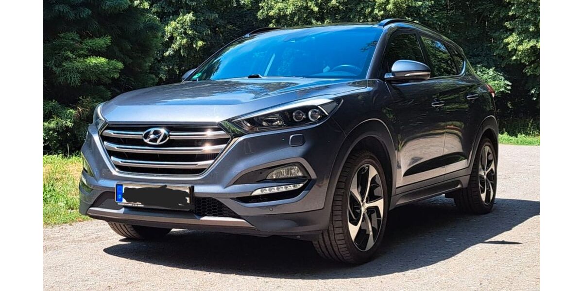 Hyundai TUCSON 128.000 km 15.699 &euro; Groß-Gerau 64521