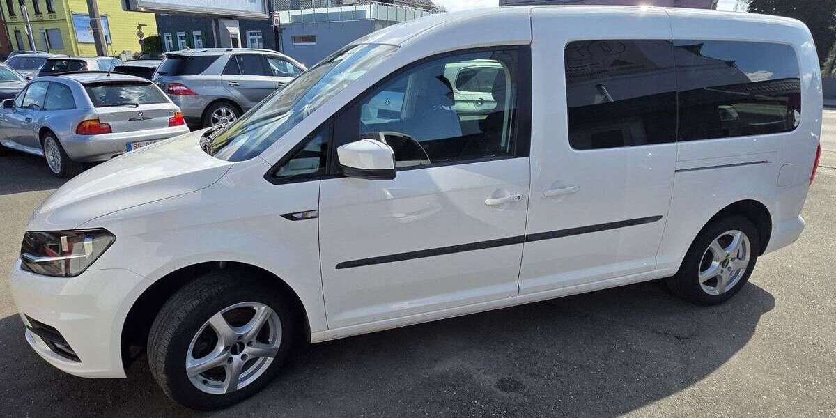 VW Caddy 138.650 km 17.900 &euro; Solingen 42659