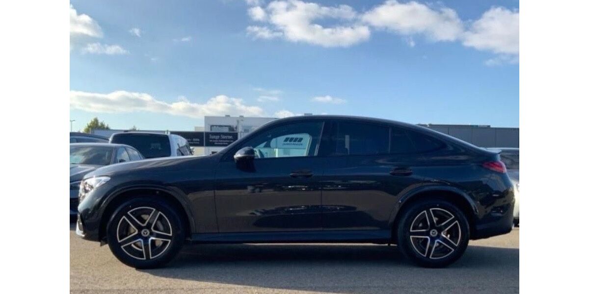 Mercedes-Benz GLC 220 8.300 km 59.900 € Hattersheim 65795