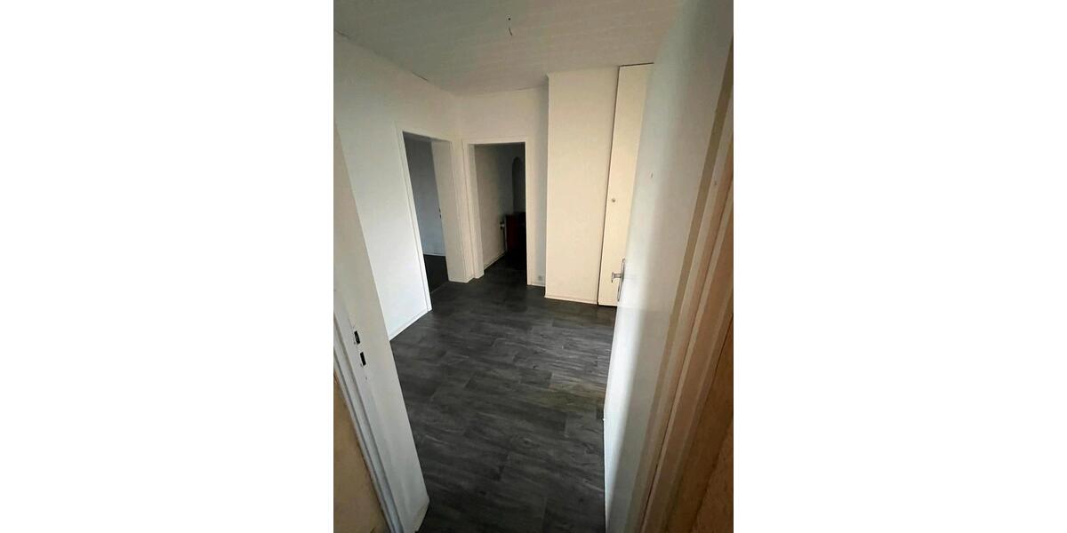 Etagenwohnung Kaiserslautern Bahnheim - 3 Zimmer, 80 m&sup2;, 245.000&euro; | Angebot:27085189