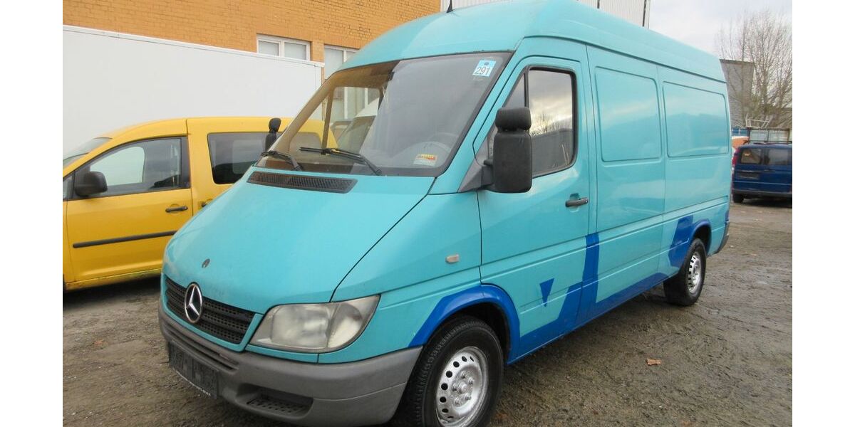 Mercedes-Benz Sprinter 400.339 km 4.200 &euro; Hamburg 20537