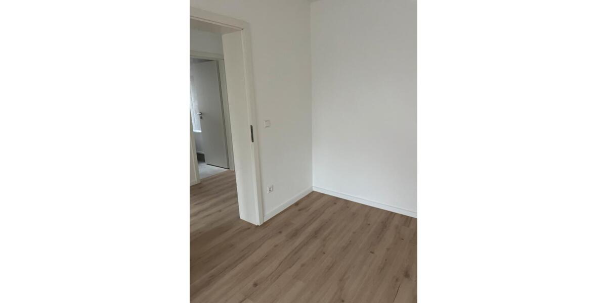 Erdgeschoßwohnung Mannheim Rheinau - 3 Zimmer, 75 m&sup2;, 1.300&euro; | Angebot:26025488