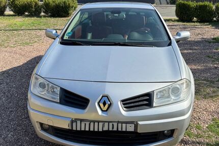 Renault Megane 215.000 km 900 € Gemmerich 56357