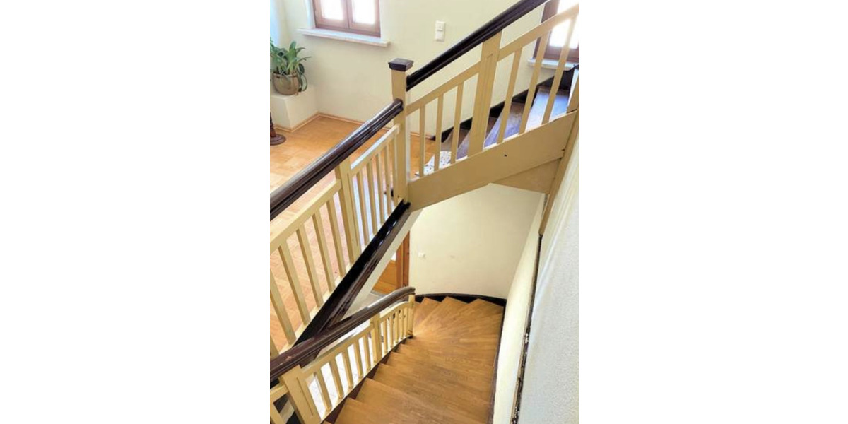 Sanierte 4,5-Zimmer-Wohnung mit EBK im Herzen von Bad Berka 4.5 zimmer