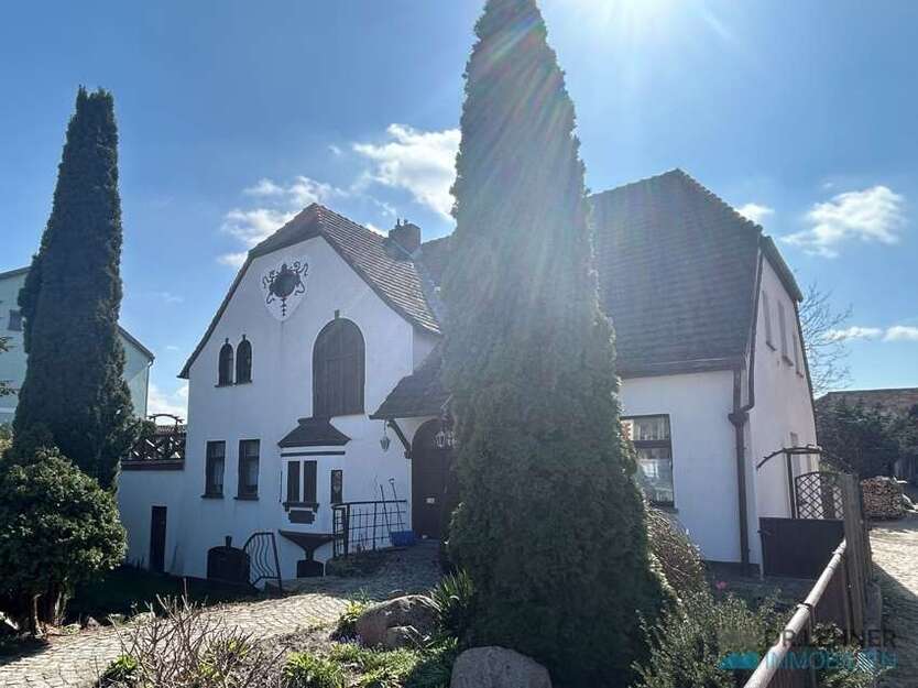 Haus zum Kaufen in Perleberg 295.000 € 262 m²
