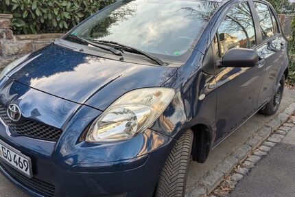 Toyota Yaris 169.900 km 4.100 &euro; Bonn 53179
