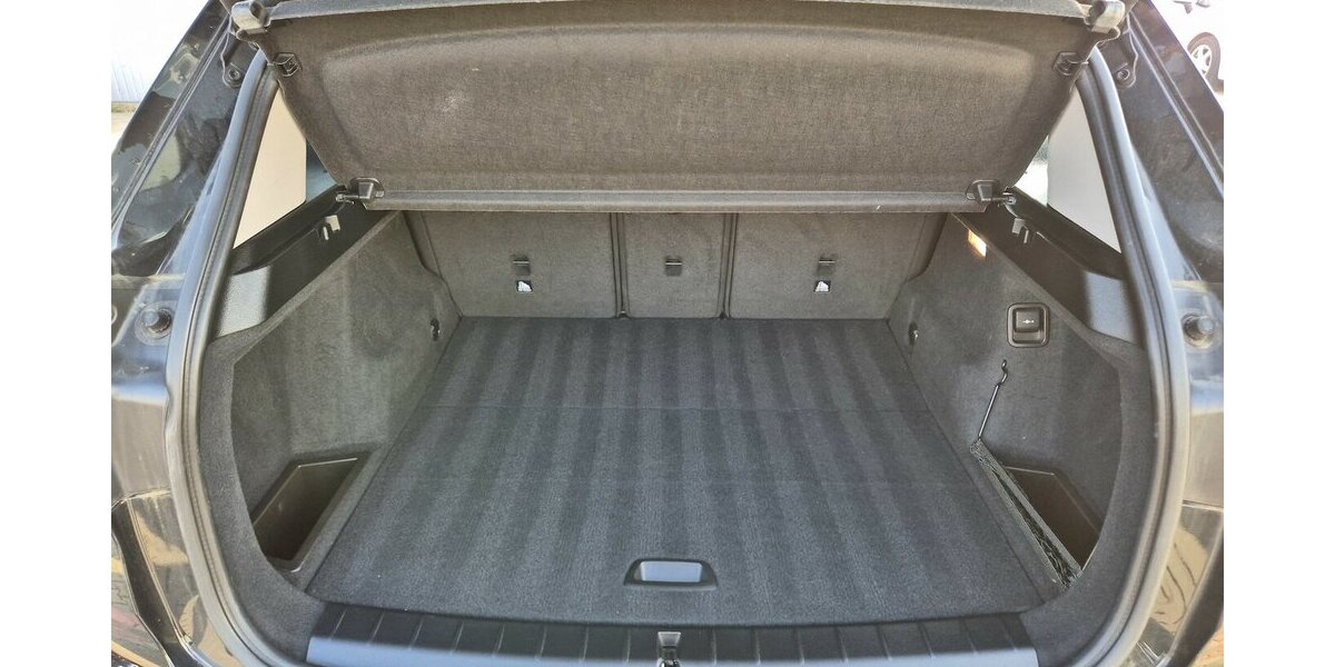 BMW X1 sDrive 18 i Advantage LED, Navigation 53.758 km 18.890 &euro; Rodgau 63110