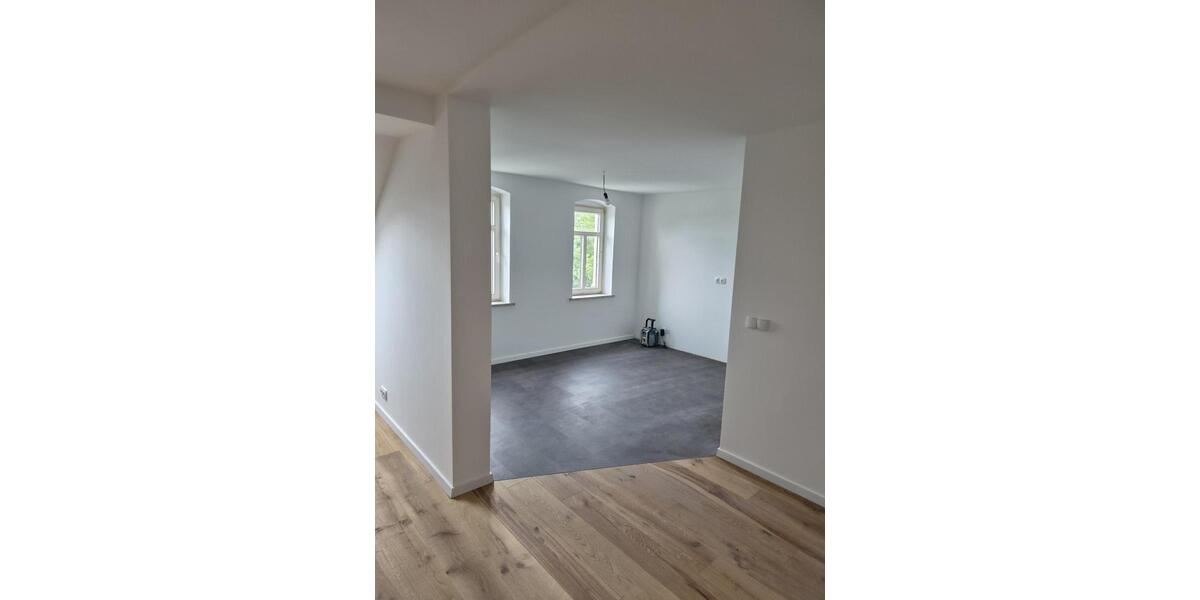 Ab 01.09. großzügig Wohnen in FalkensteinVogtl. - Erstbezug nach hochwertiger Sanierung - Etagenwohnung Falkenstein | Angebot:27007356