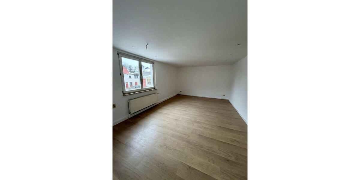 Etagenwohnung Klipphausen - 3 Zimmer, 101 m&sup2;, 699&euro; | Angebot:24754220