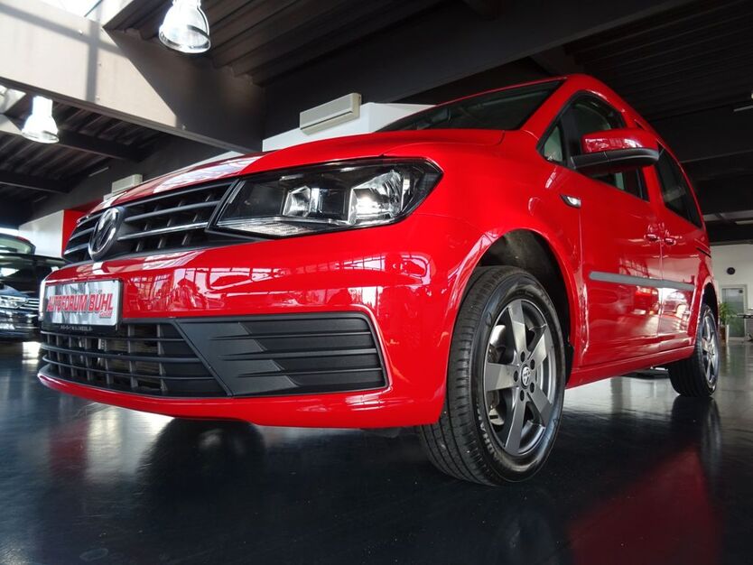 VW Caddy 77.384 km 18.200 € Bühl 77815