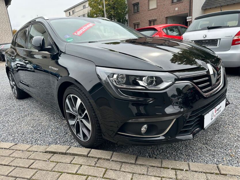 Renault Megane 110.605 km 9.450 € Aachen 52080