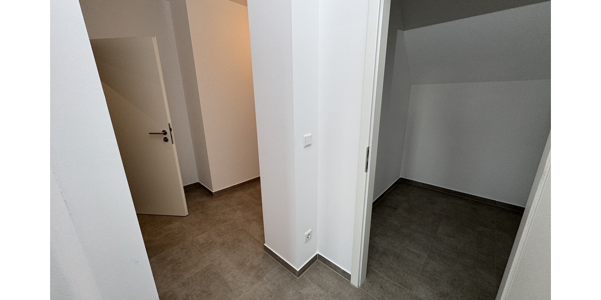 Exklusives Wohnen: 3-Raum Wohnung mit Balkon und Aufzug! - Etagenwohnung Gera Alt-Bieblach | Angebot:26845204