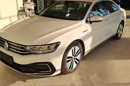 VW Passat 113.300 km 17.400 &euro; Stuhr 28816