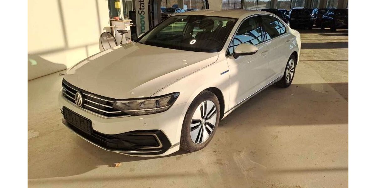 VW Passat 113.300 km 17.400 &euro; Stuhr 28816