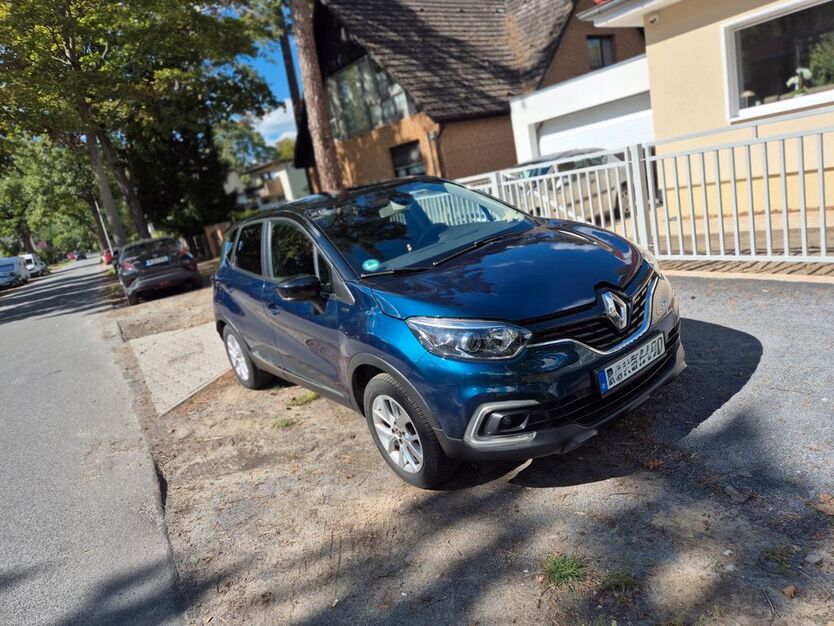 Renault Captur 50.000 km 11.960 € Berlin 13587