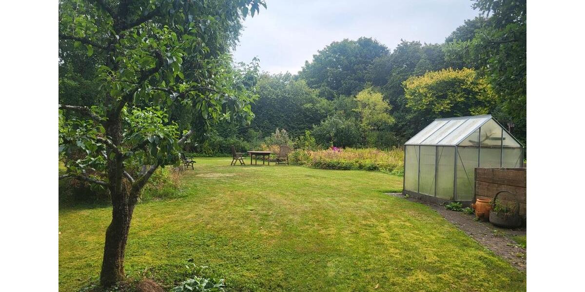 Einfamilienhaus Wilnsdorf - 10 Zimmer, 108 m&sup2;, 145.000&euro; | Angebot:26201600