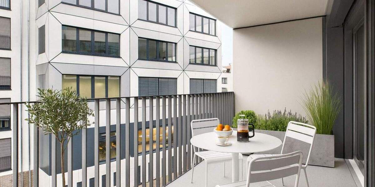 Etagenwohnung Stuttgart Feuerbach - 3 Zimmer, 94 m&sup2;, 2.020&euro; | Angebot:24683701