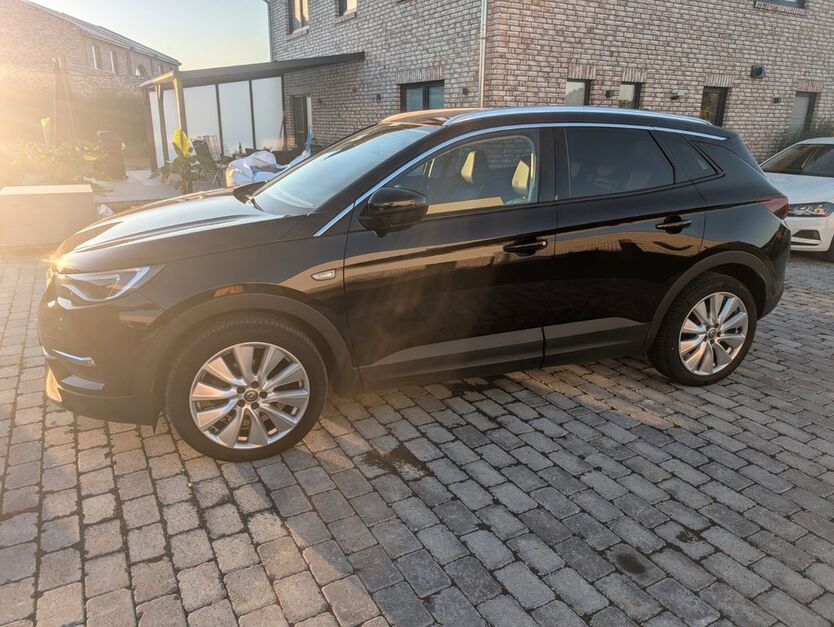 Opel Grandland (X) 66.200 km 18.200 € Bienenbüttel 29553