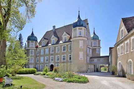 Haus Gutenzell-Hürbel Hürbel - 40 Zimmer, 1.687 m&sup2;, 9.900.000&euro; | Angebot:26558137