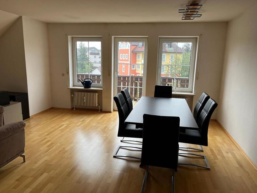 Bad Wörishofen: Helle und zentral gelegene Dachgeschoßwohnung