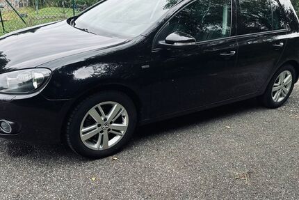 VW Golf 178.553 km 5.999 € Naumburg 06628